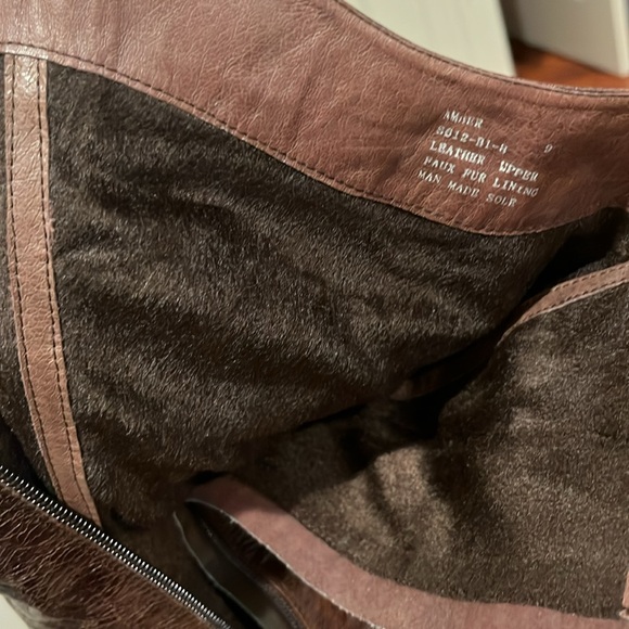 Genuine leather bowed boots with faux fur lining 👢 - Picture 4 of 5